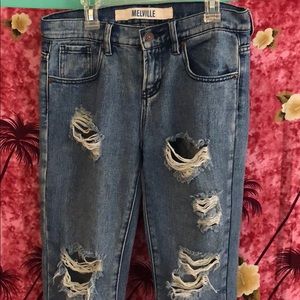 Brandy Melville Ripped Boyfriend Jeans